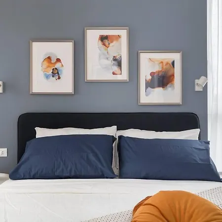 Blue & Orange House Lovely Modern Apartament Mediolan